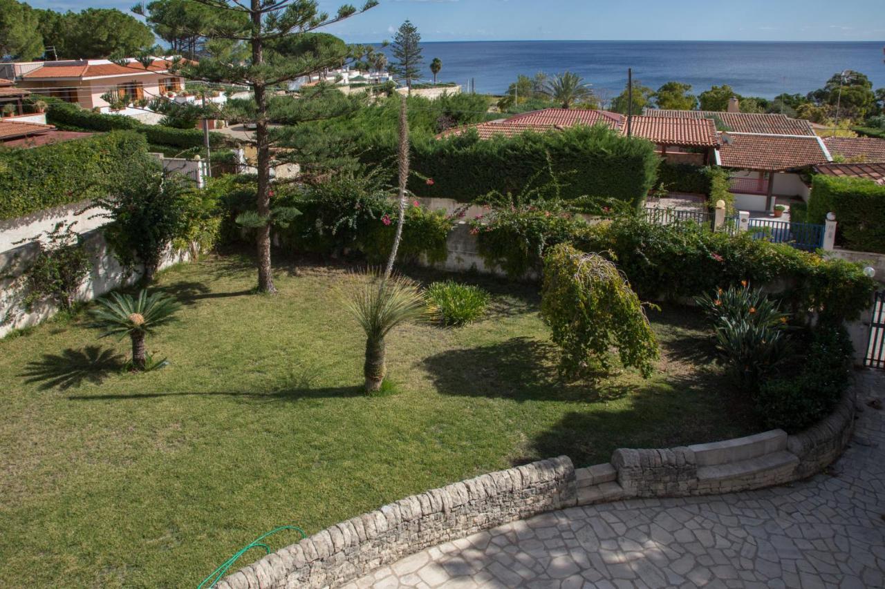 Villa Vega Fontane Bianche Exterior foto