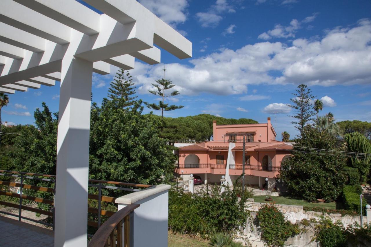 Villa Vega Fontane Bianche Exterior foto
