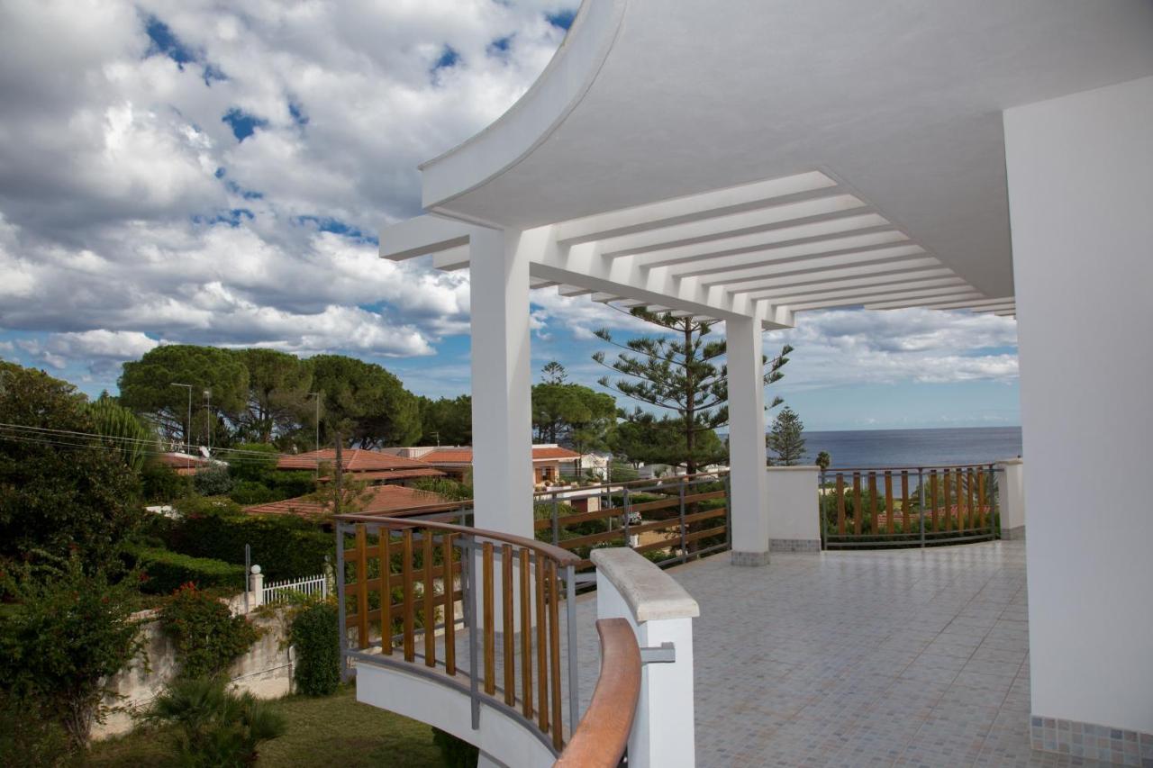 Villa Vega Fontane Bianche Exterior foto
